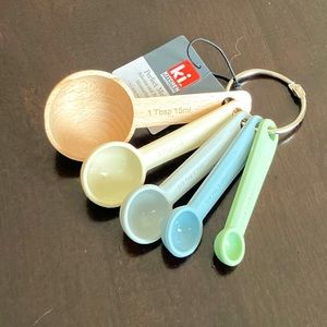 Kitchen Innovations Beechwood and silicone measuring spoons